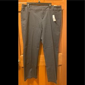 NWT Women’s Dockers Gray Pants